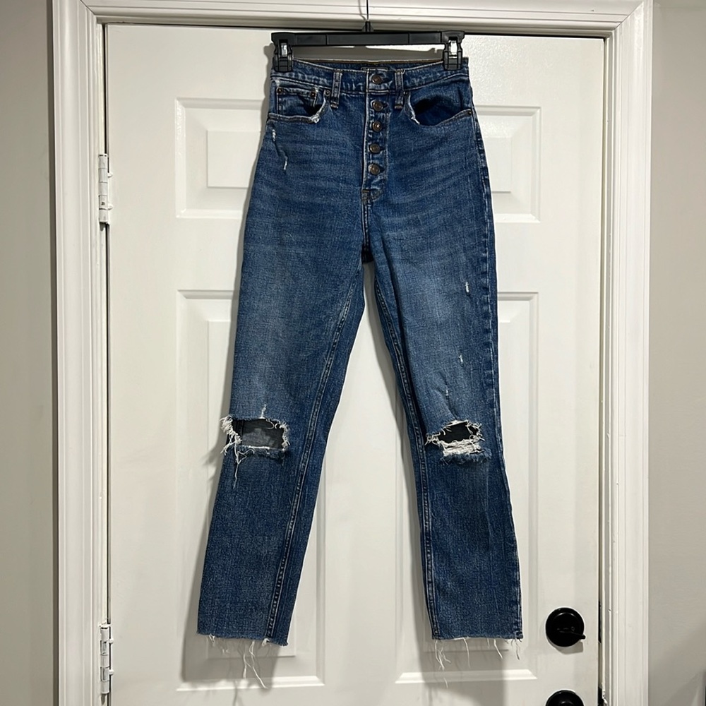 Abercrombie Ultra High Rise Mom Jeans